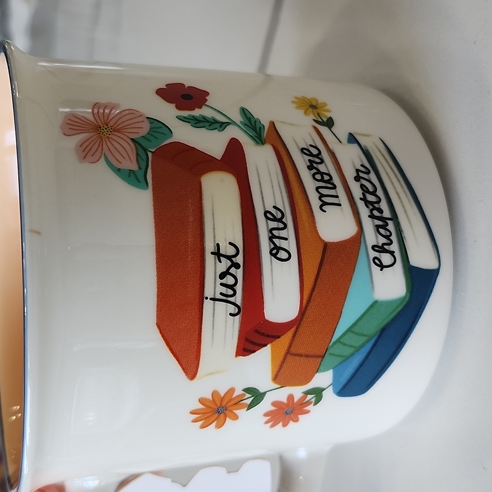 Charming Book Lover's Mug with Peach Ribbon - Picture 5 of 7